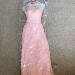 Backless Formal/Prom Dress